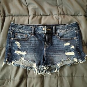 Express jean short